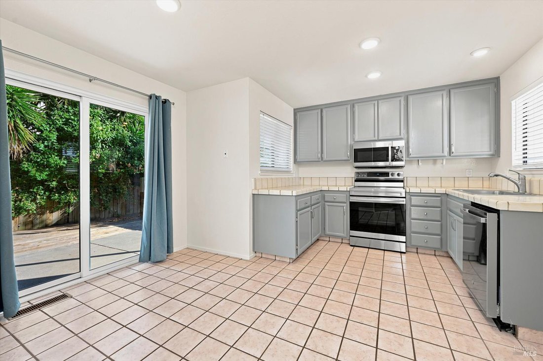 House in Cotati, California, United States 3 - 18381209