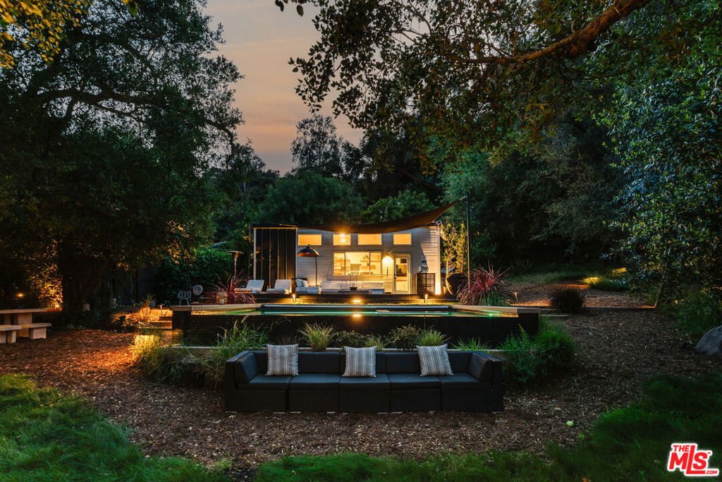 House in Topanga, California, United States 1 - 18377865