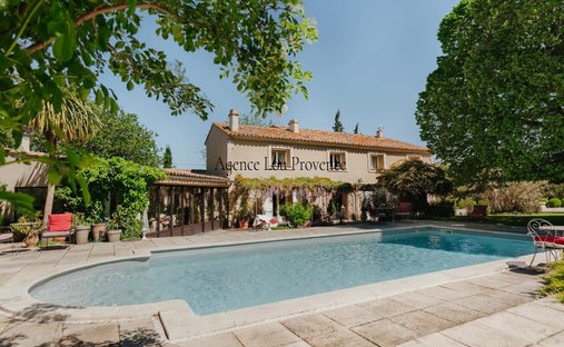 House in Lamanon, Provence-Alpes-Côte d'Azur, France 1