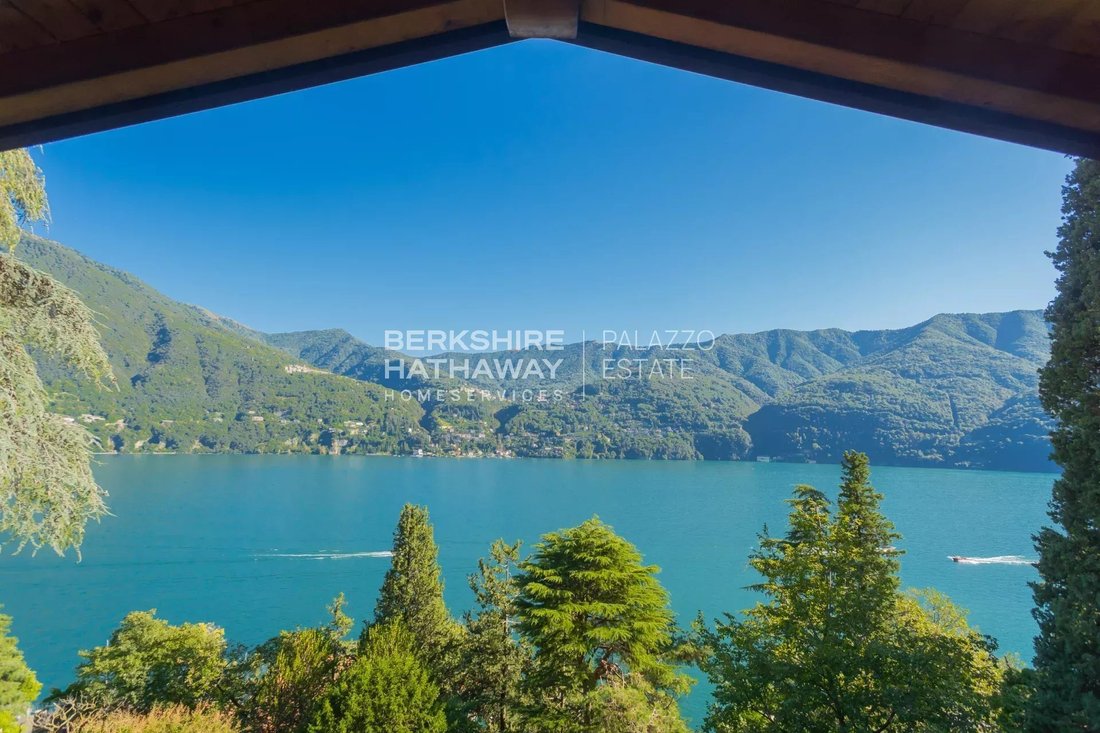 Villa in Carate Urio, Lombardy, Italy 1 - 18374791