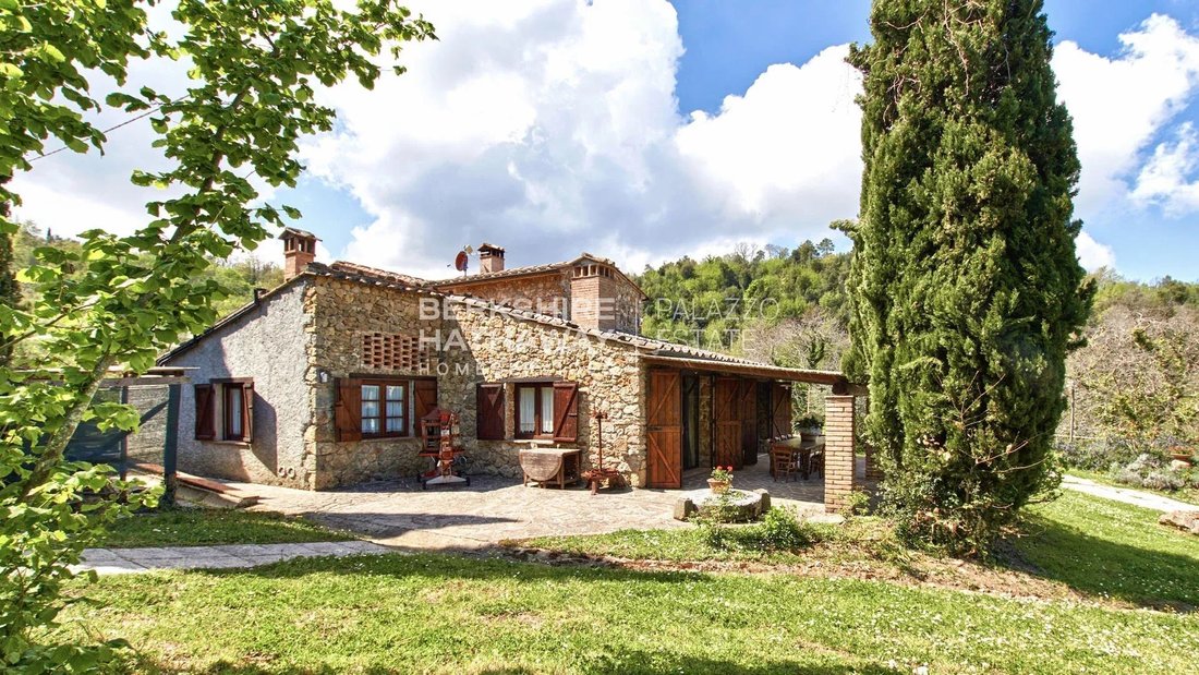 Chianni, Tuscany, Italy 1 - 18374393