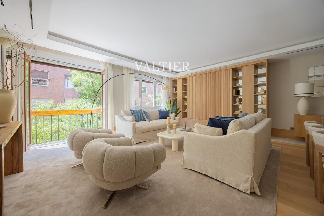 Apartment in Chamberi, Madrid, Spain 3 - 18373003