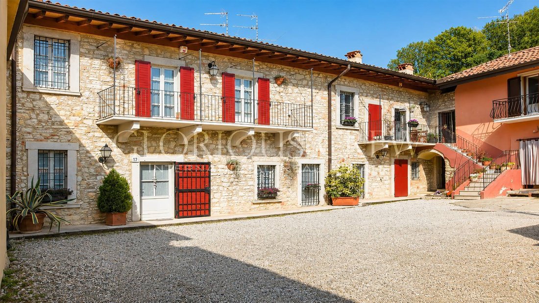House in Rezzato, Lombardy, Italy 1 - 18384388