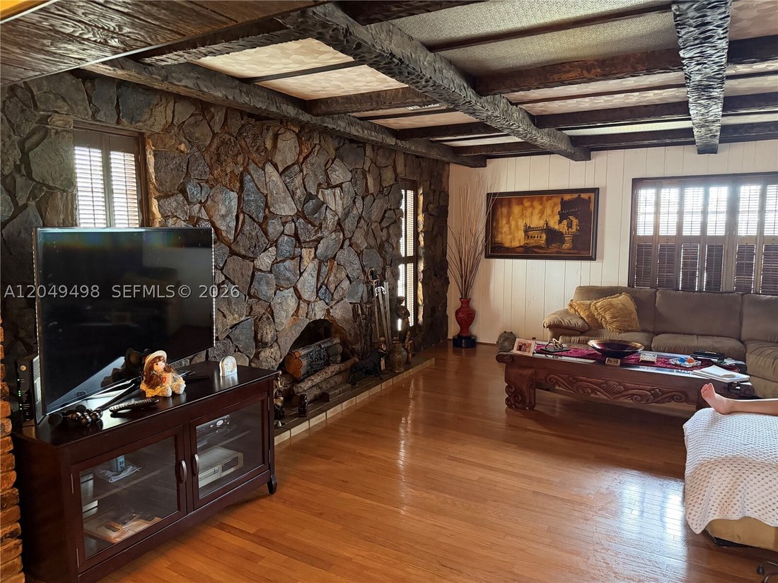 House in Hialeah, Florida, United States 4 - 18373717