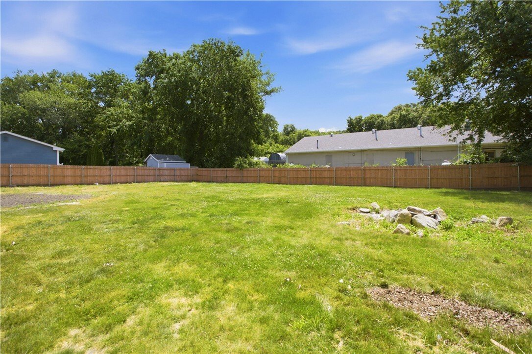 House in Johnston, Rhode Island, United States 4 - 18372683