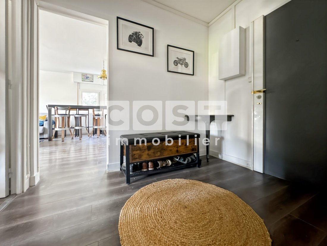 Apartment in Hôtel de Ville, Courbevoie, France 5 - 18385107