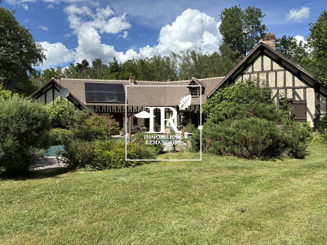 House in Yvoy-le-Marron, Centre-Val de Loire, France 1 - 18385410