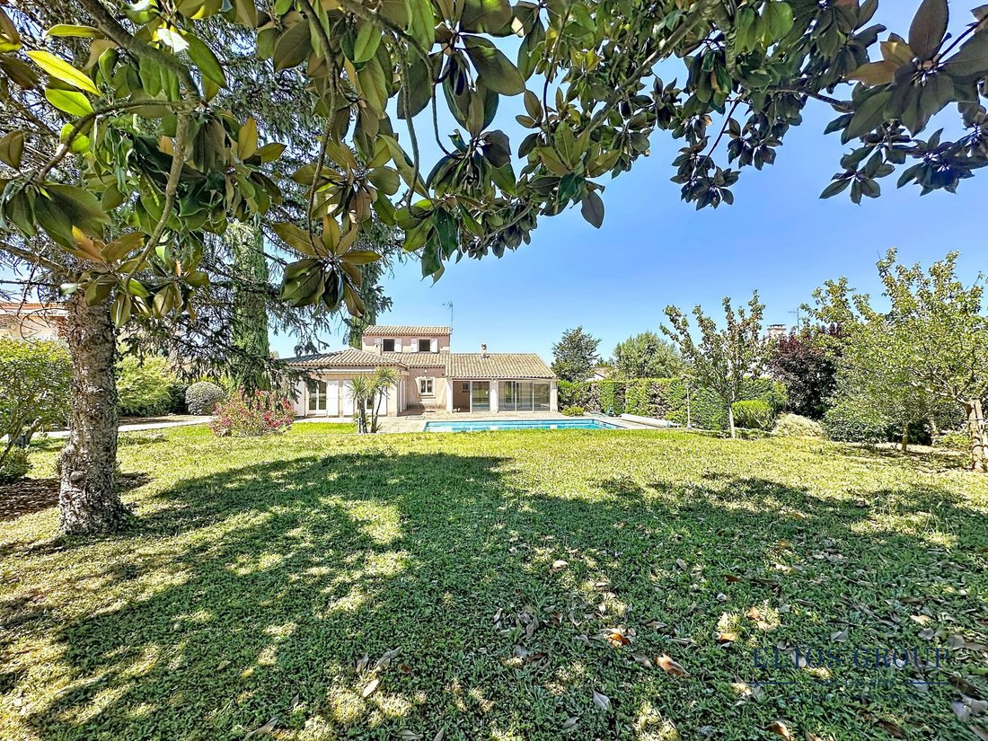 House in Brignoles, Provence-Alpes-Côte d'Azur, France 2 - 18384975