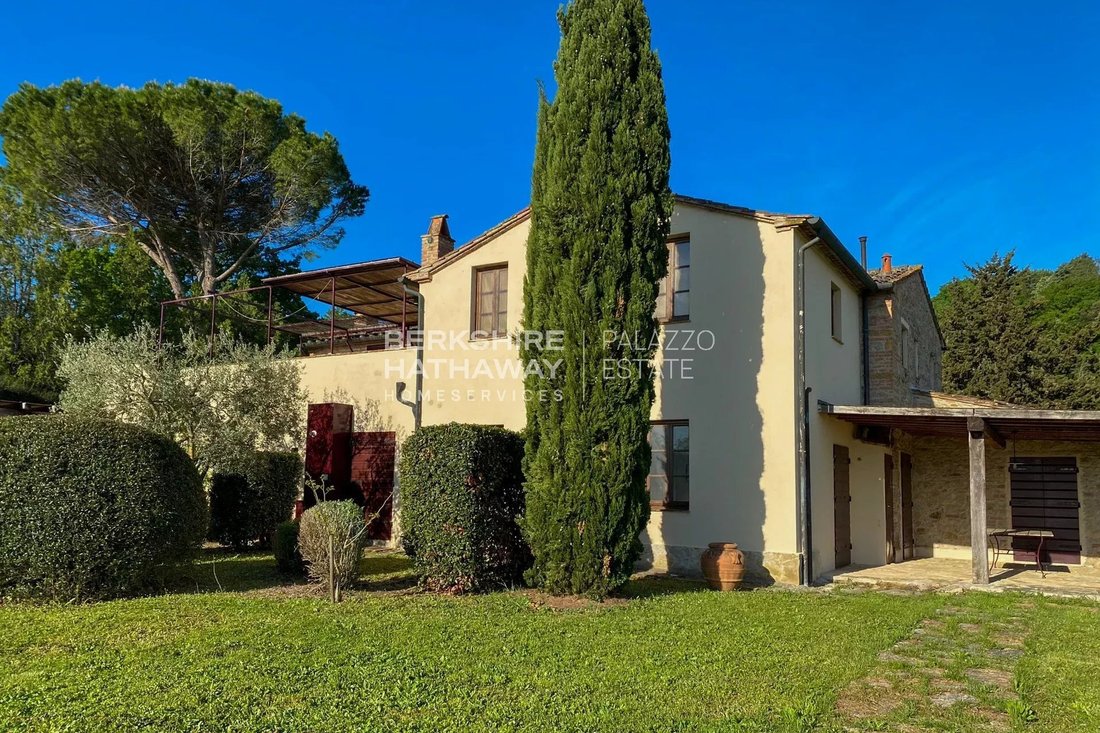 Farm Ranch in Montescudaio, Tuscany, Italy 2 - 18374839