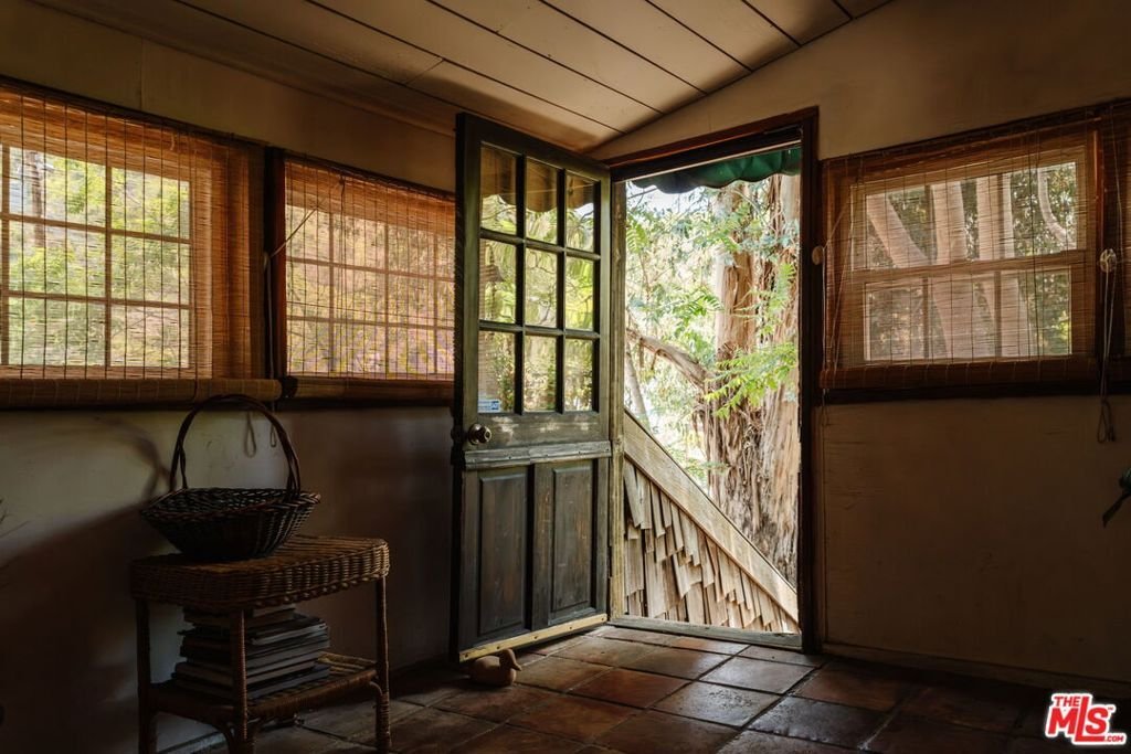 House in Topanga, California, United States 3 - 18377811