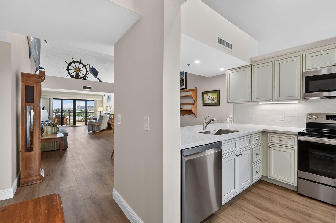 Condo in Jupiter, Florida, United States 5 - 18373088