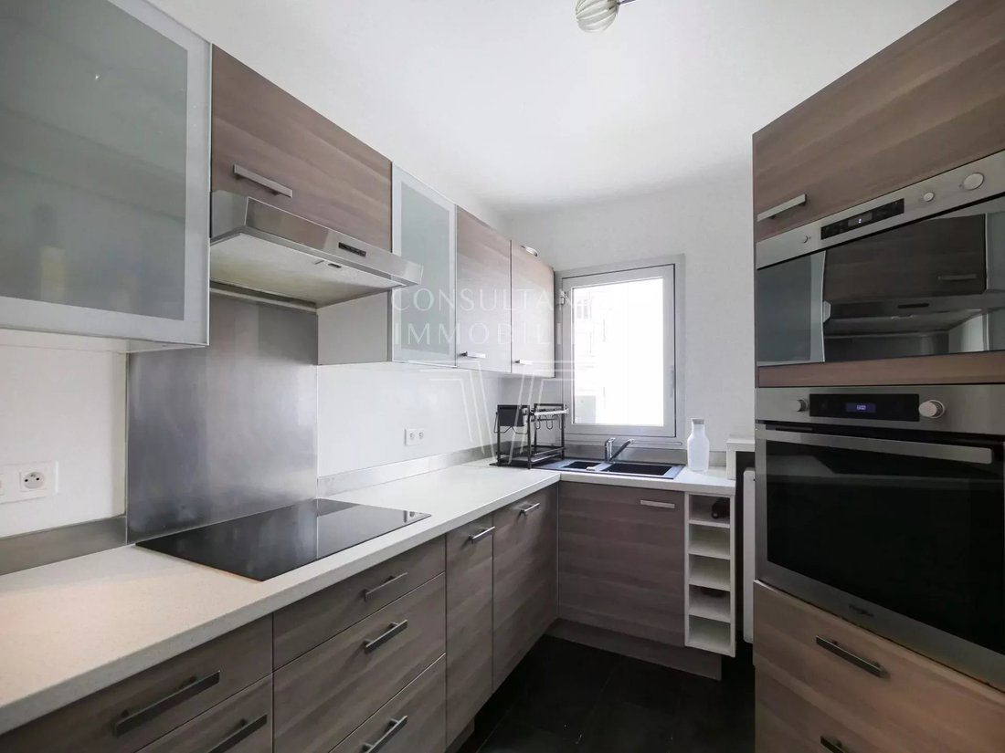 Apartment in Auteuil Nord, Paris 16e Arrondissement, Paris 4 - 18374066