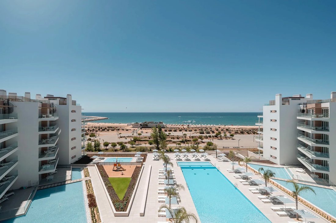 Apartment in Quarteira, Algarve, Portugal 4 - 18376510