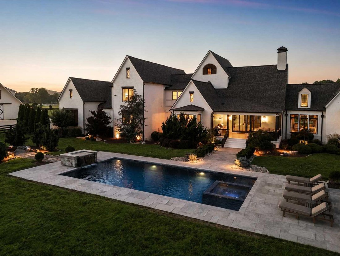 House in Franklin, Tennessee, United States 2 - 18380048