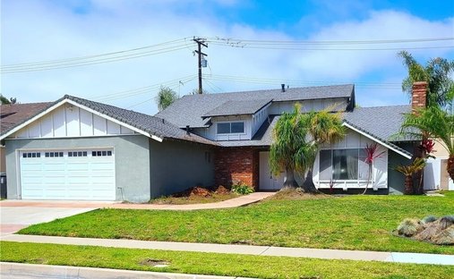 House in Fountain Valley, California, United States 1