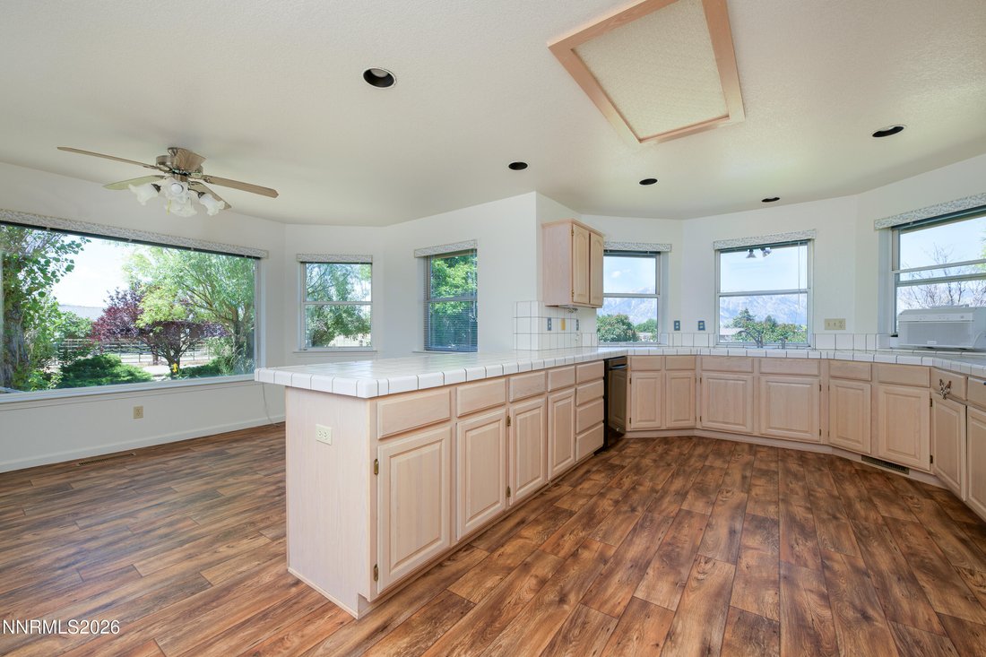House in Gardnerville, Nevada, United States 4 - 18378050