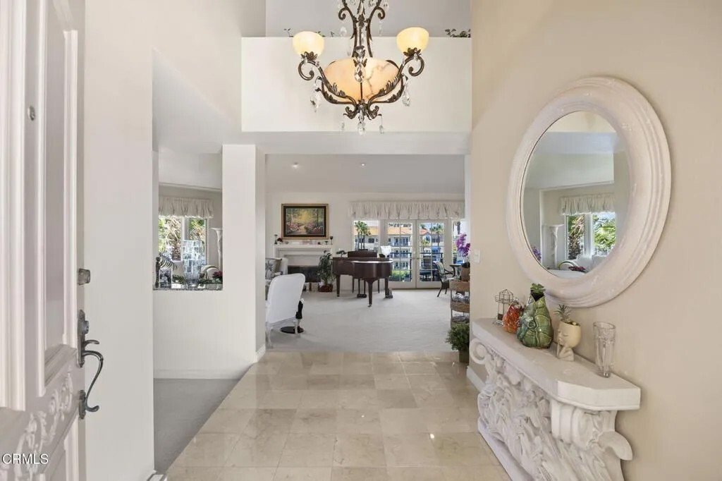 Condo in Oxnard, California, United States 4 - 18373104