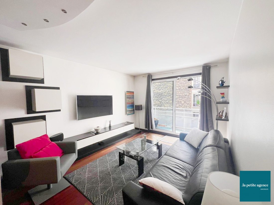 Apartment in Louis Blanc-Aqueduc, Paris 10e Arrondissement, Paris 1 - 18385041