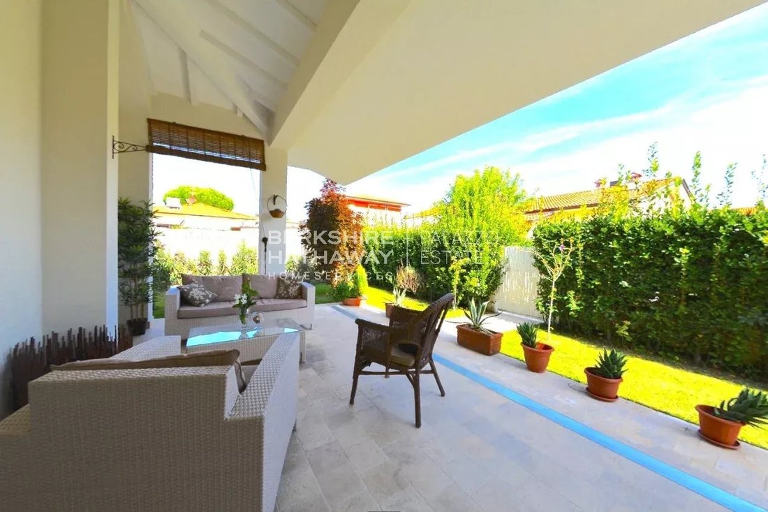 Villa in Tonfano, Pietrasanta, Italy 4 - 11625932