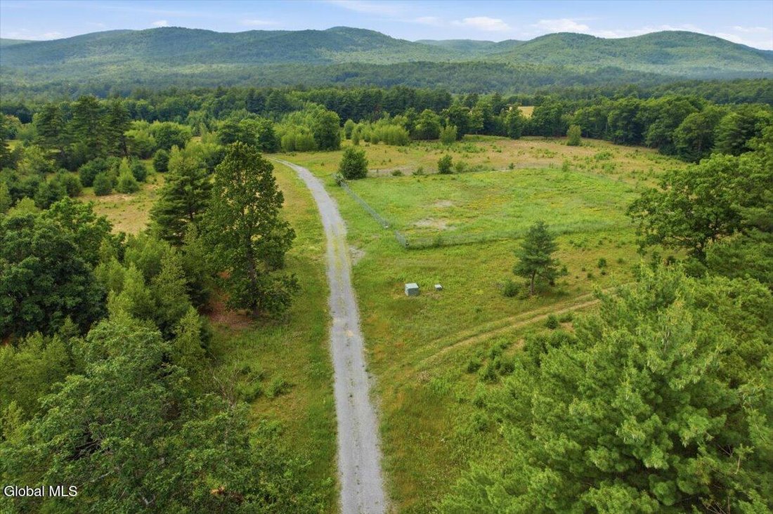 Land in Corinth, New York, United States 3 - 18379345