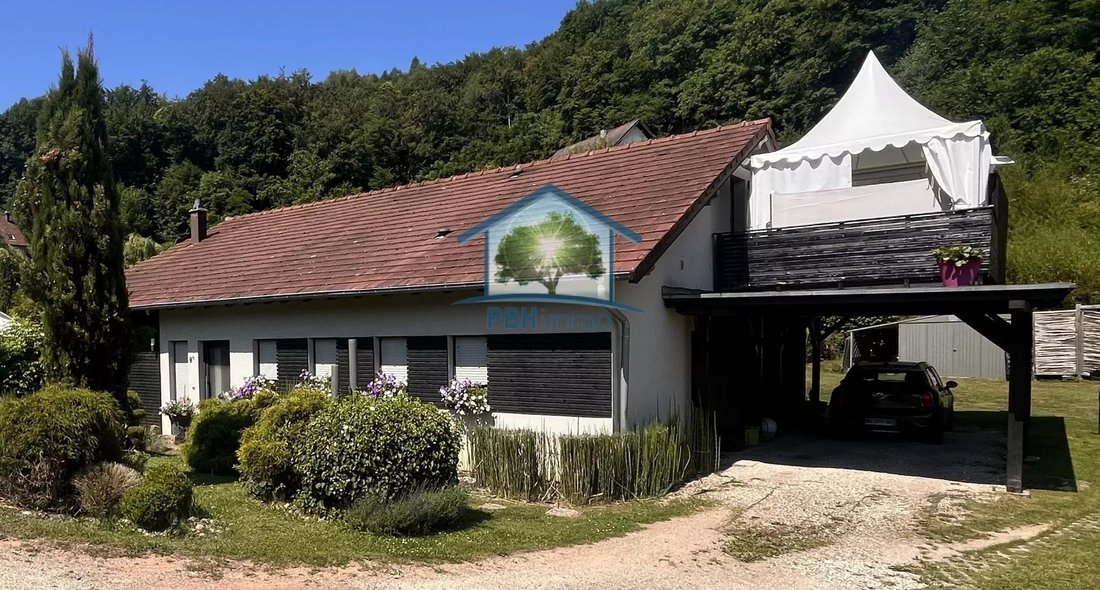 Estate in Meisenthal, Grand Est, France 1 - 18374128