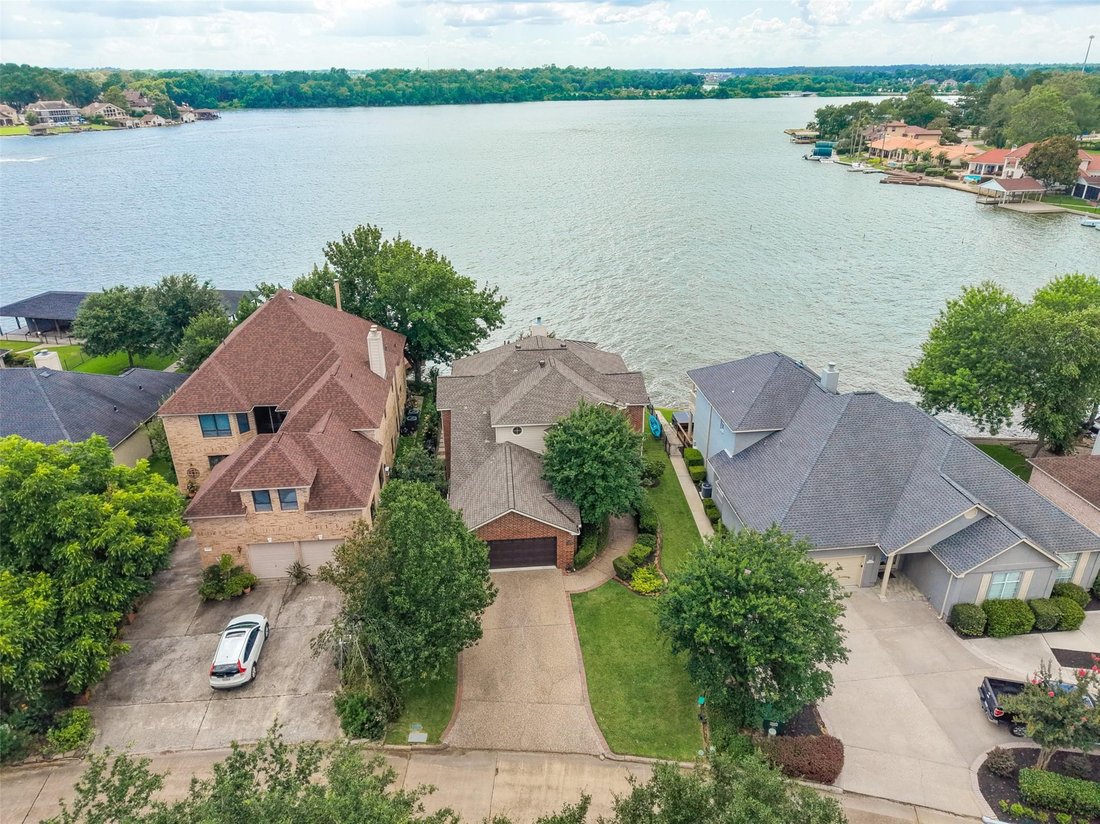 House in Montgomery, Texas, United States 4 - 18373627