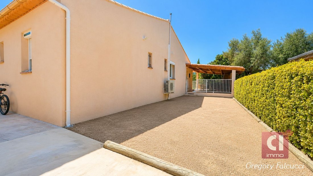 Casa a Flassans-sur-Issole, Provenza-Alpi-Costa Azzurra, Francia 5 - 18378502