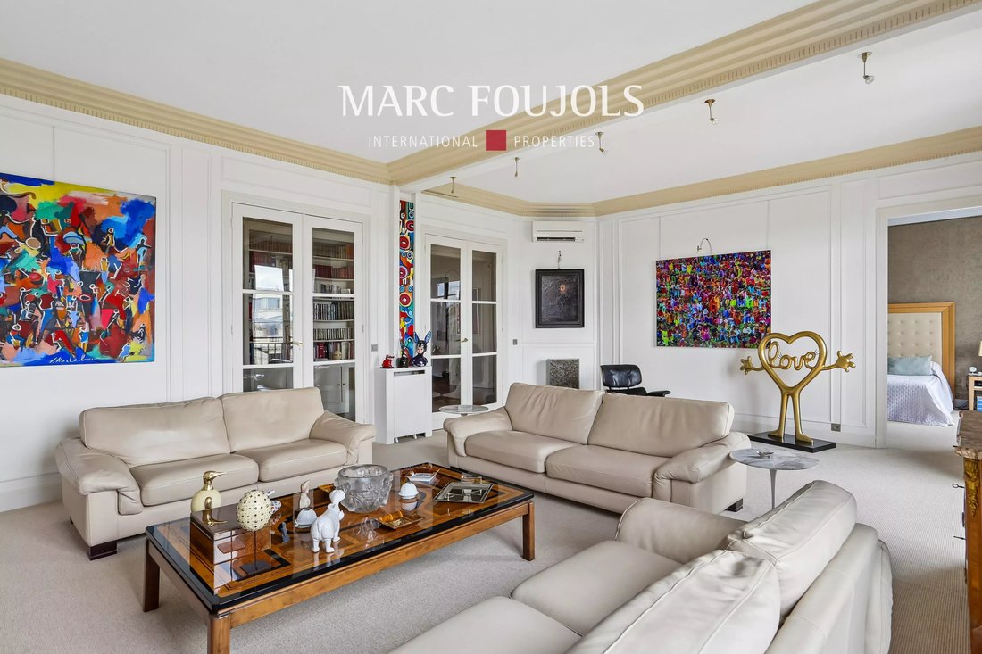 Apartment in Muette Nord, Paris 16e Arrondissement, Paris 2 - 18374474