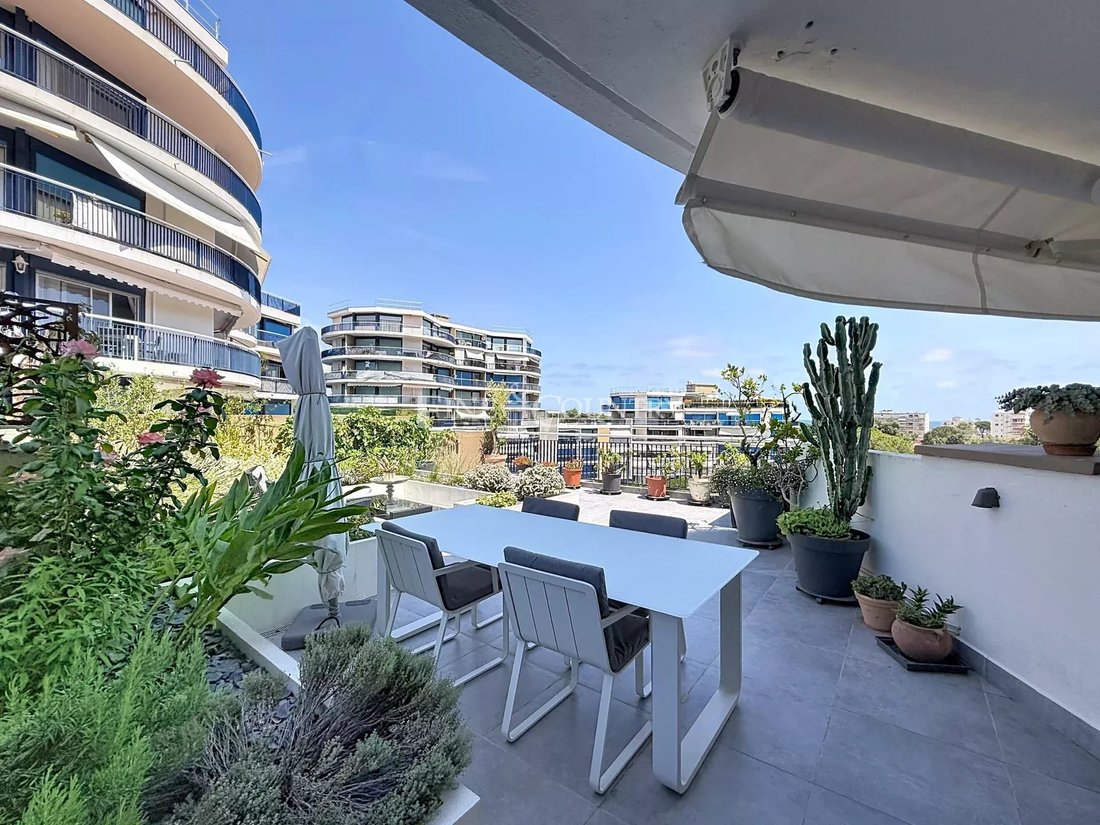 Apartment in Cannes Marina-La Roubine, Mandelieu-la-Napoule, France 1 - 18374160