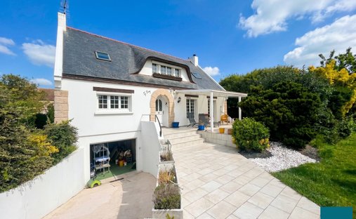 House in Langrune-sur-Mer, Normandy, France 1