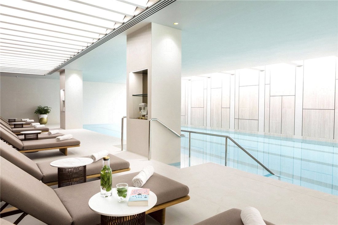 Apartment in WC2, Westminster, England 3 - 18377650