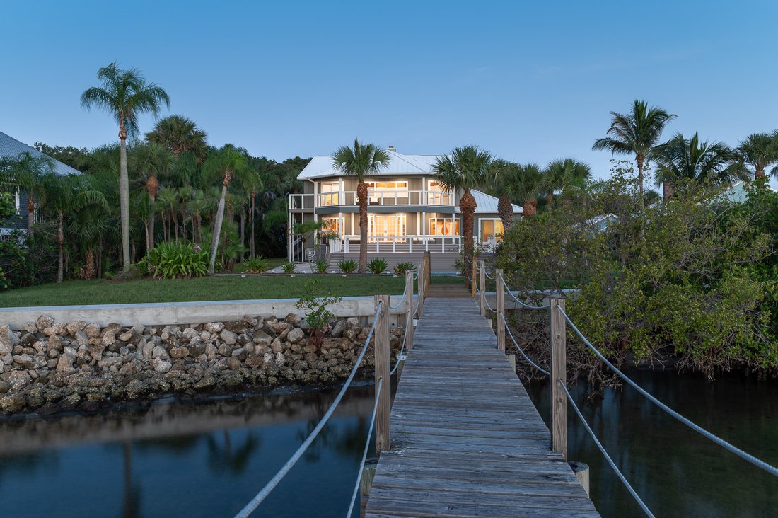 House in Stuart, Florida, United States 4 - 18374095