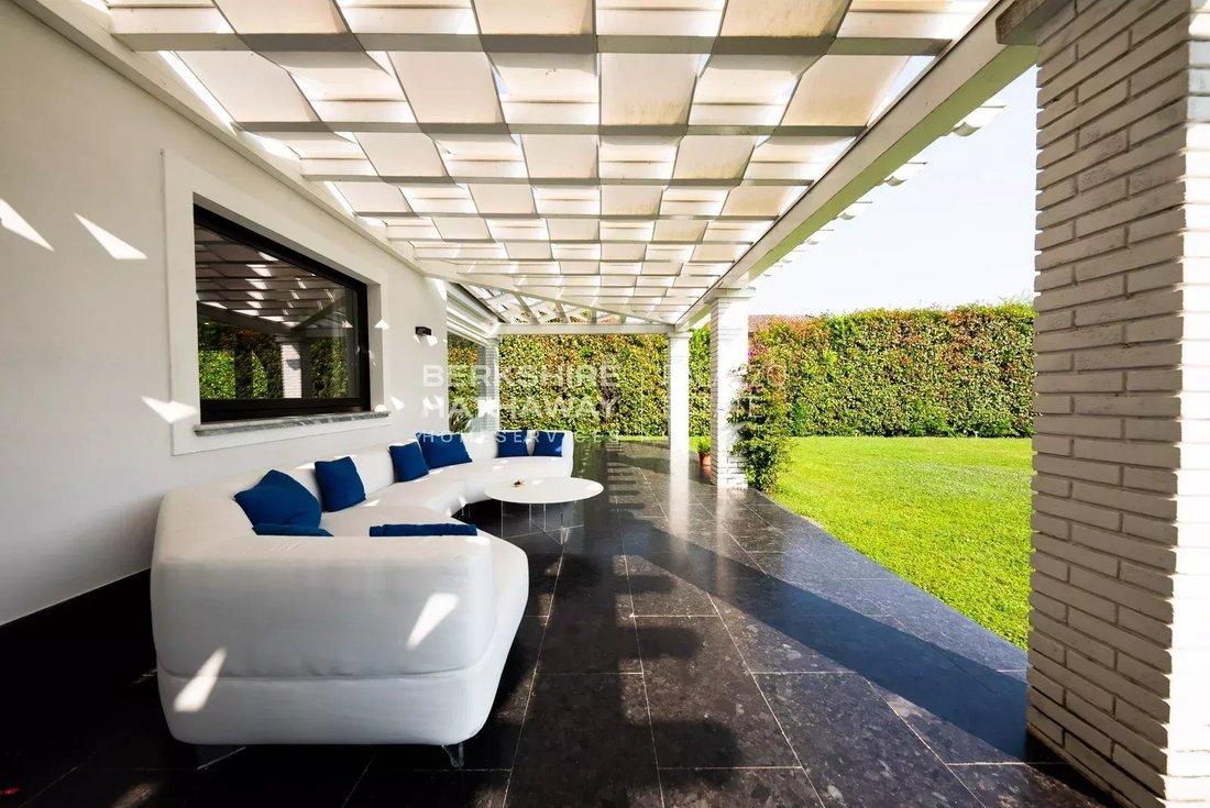 Villa in Pietrasanta, Tuscany, Italy 4 - 18374919