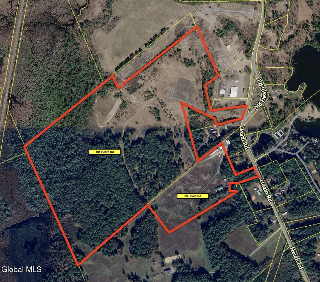 Land in Corinth, New York, United States 1 - 18379345