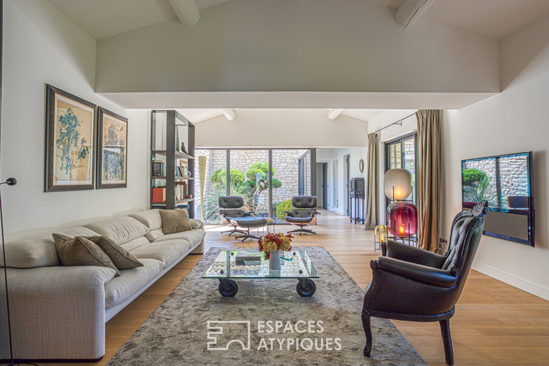 Villa in Saint-Saturnin-lès-Apt, Provence-Alpes-Côte d'Azur, France 2 - 18368408