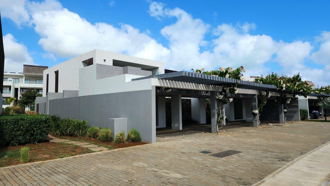 Townhouse in Grande Riviere Noire, Rivière Noire District, Mauritius 5 - 18373574