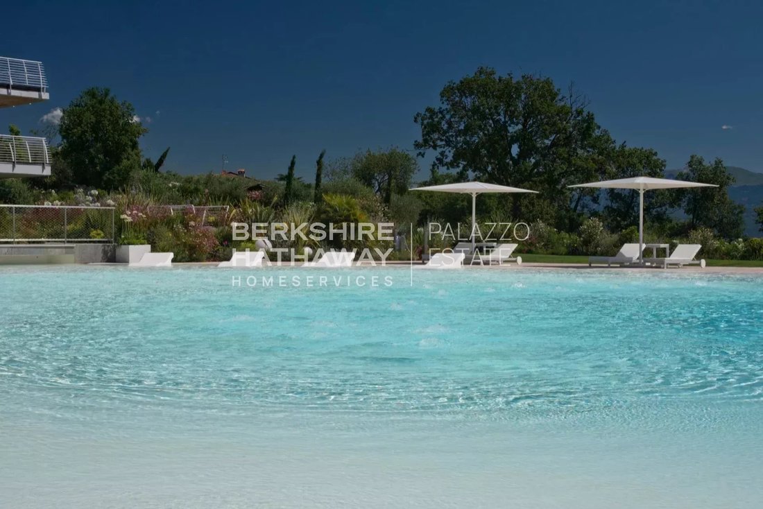 Apartment in Hill Zone, Padenghe sul Garda, Lombardy 2 - 18089809