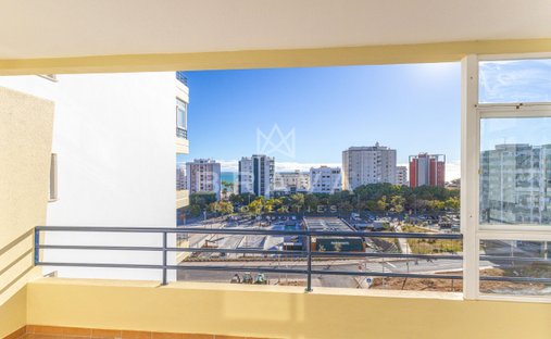 Apartamento en Quarteira, Algarve, Portugal 1