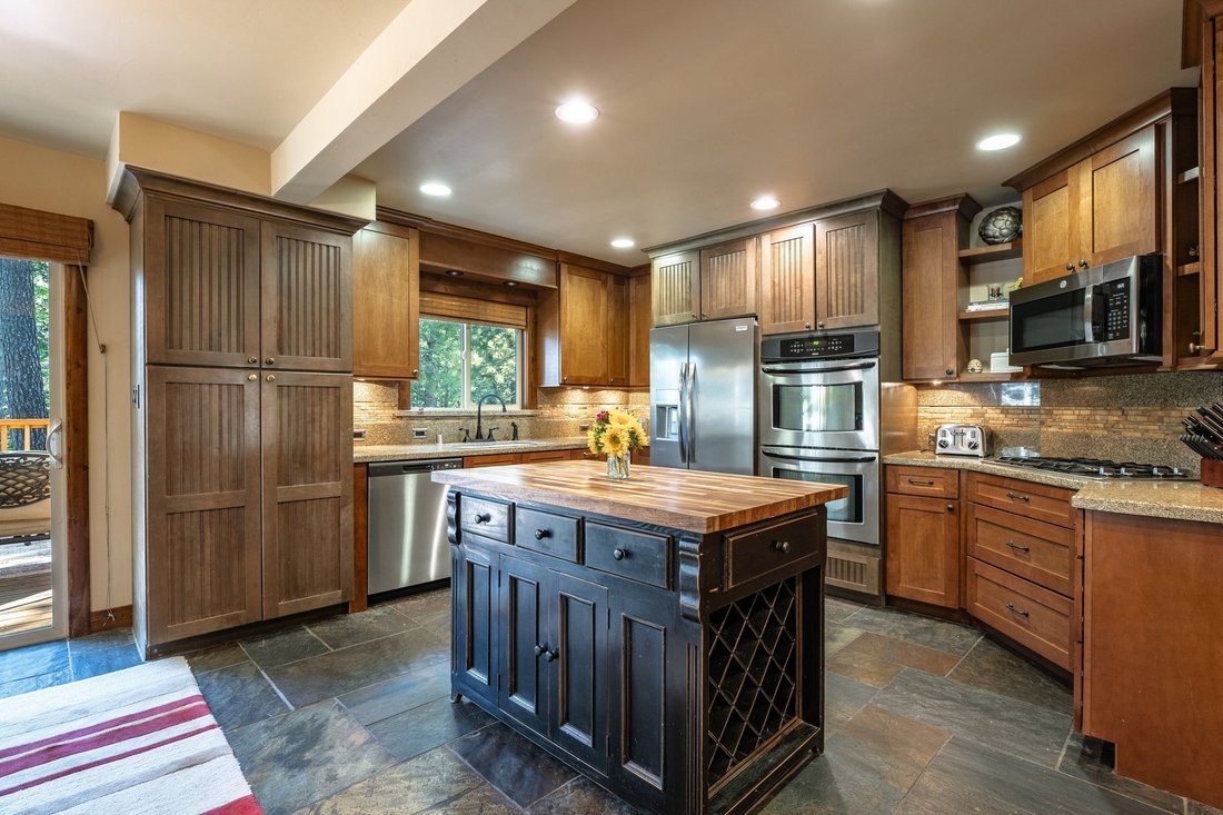 House in Truckee, California, United States 5 - 18373949