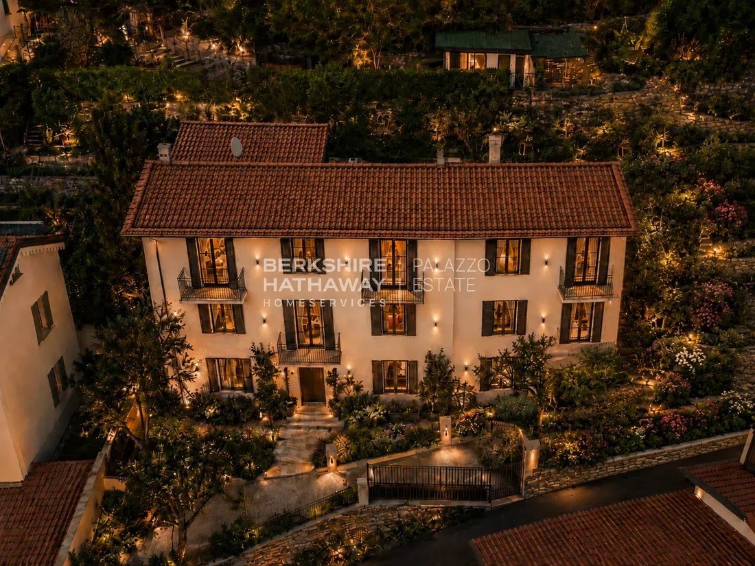 Villa in Cernobbio, Lombardei, Italien 1 - 18374774