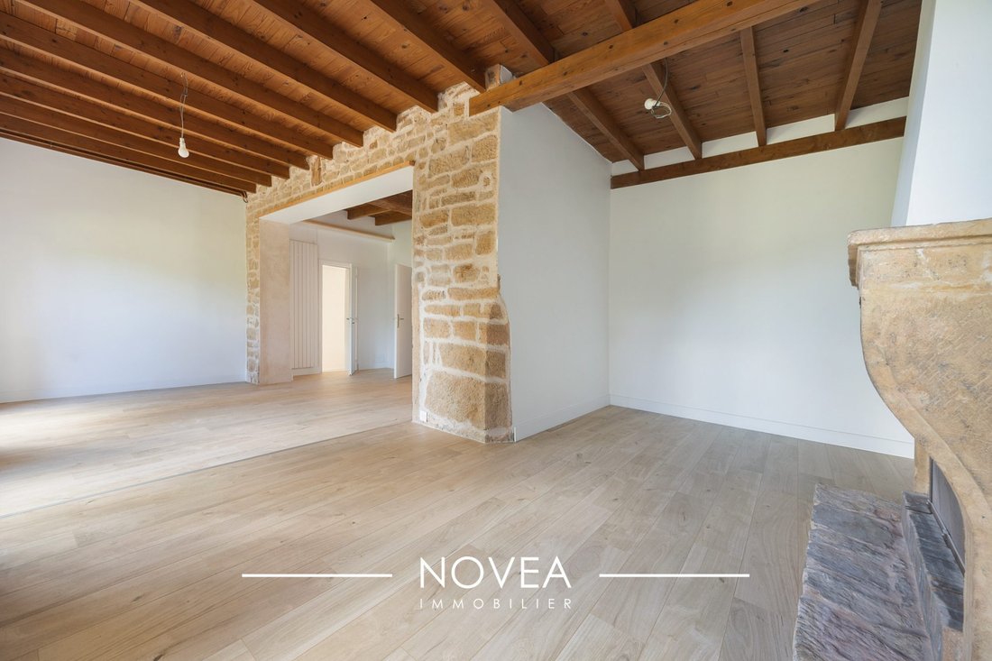 House in Saint-Cyr-au-Mont-d'Or, Auvergne-Rhône-Alpes, France 4 - 18384898