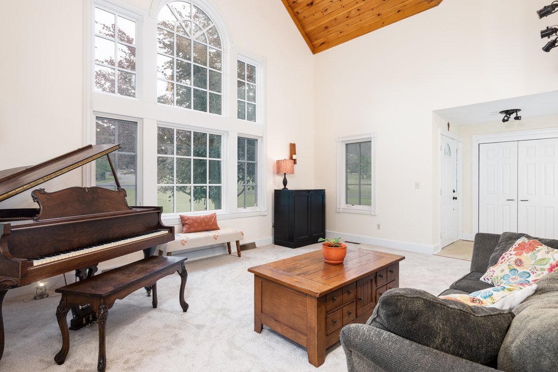 House in East Aurora, New York, United States 3 - 18374959