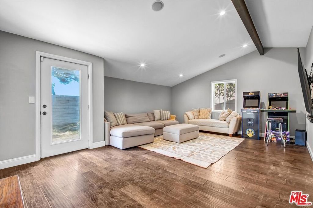 House in Los Angeles, California, United States 2 - 18377856