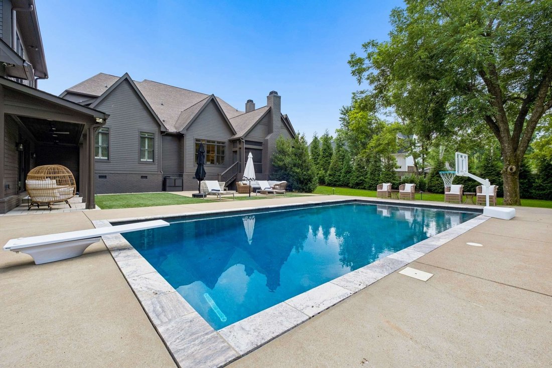 House in Forest Hills, Tennessee, United States 2 - 18373683