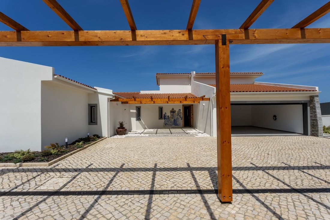 Villa in Colares, Lisbon, Portugal 4 - 18379711
