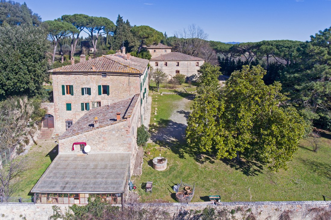 Villa in Siena, Tuscany, Italy 4 - 18372410
