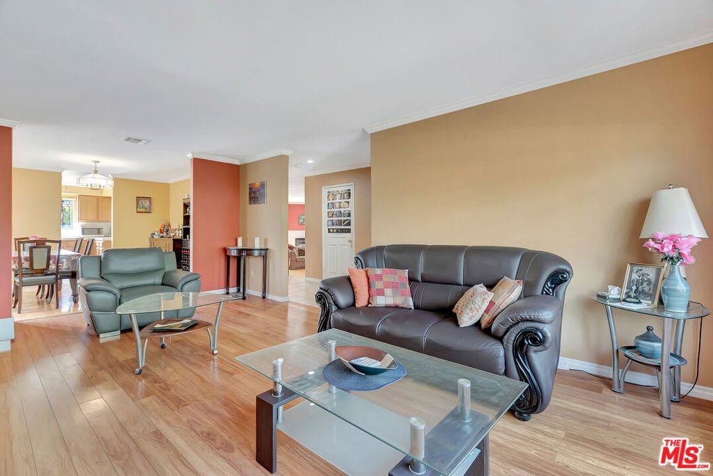 House in Inglewood, California, United States 5 - 18372603