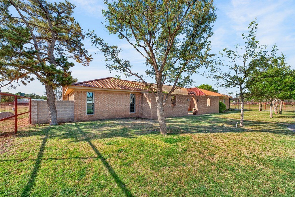 House in Midland, Texas, United States 3 - 18372873