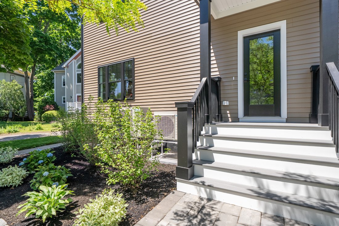 House in Arlington, Massachusetts, United States 2 - 18372538
