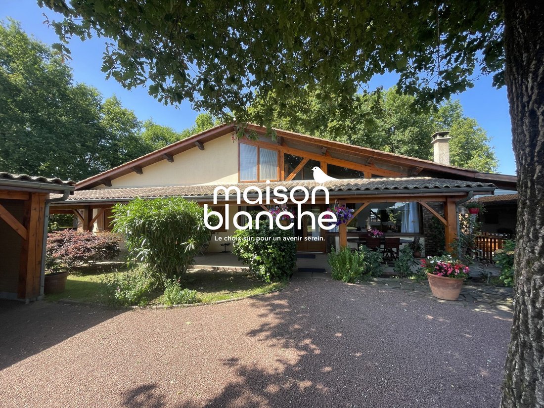 House in Saint-Émilion, Nouvelle-Aquitaine, France 1 - 17468717